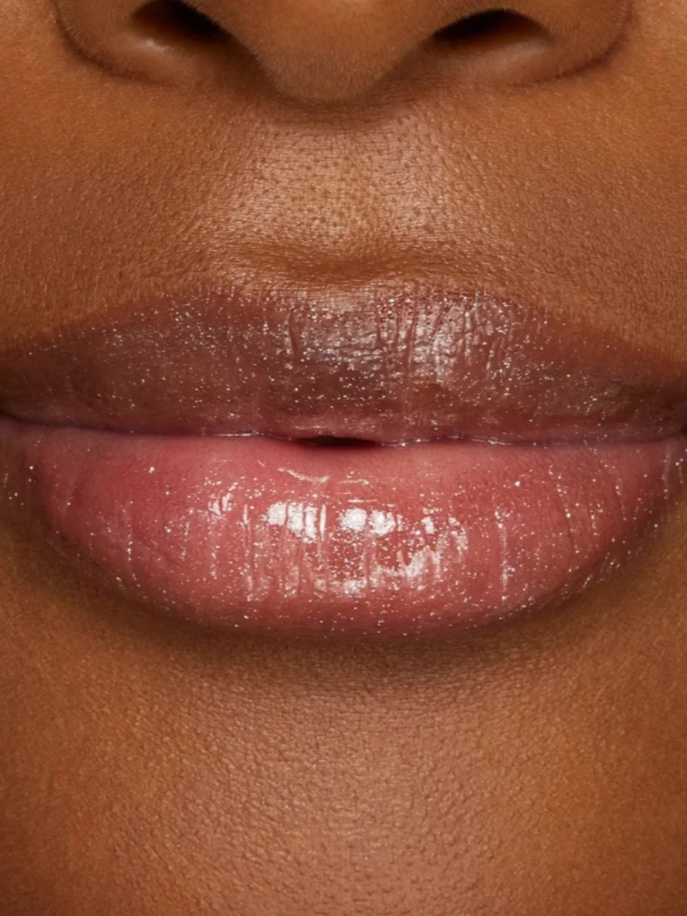🌻 Kylie Supple Kiss Lip Glaze - She’s Back New